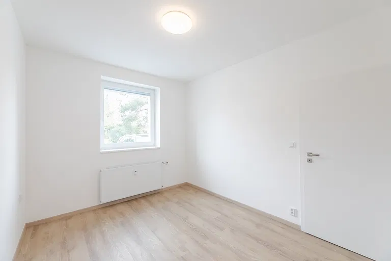 Lovčická, Klánovice - Prague 9 | Rent, Apartment, One-bedroom (2+kk), 64 m²
