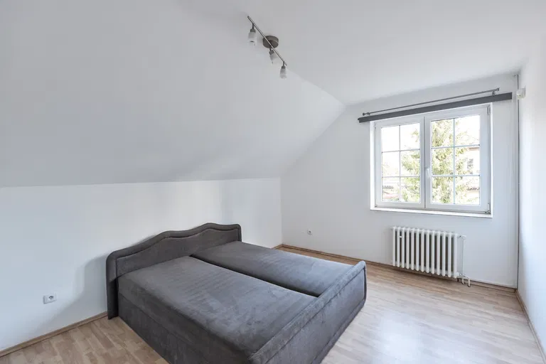 Školní, Průhonice - Praha-západ | Rent, House, Five-bedroom (6+1), 230 m²