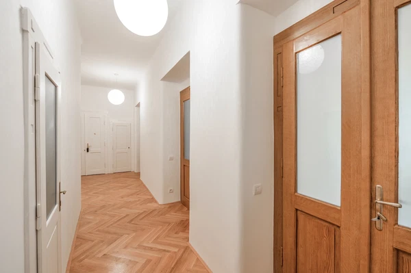 Eliášova, Dejvice - Prague 6 | Sale, Apartment, Two-bedroom (3+1), 125 m²