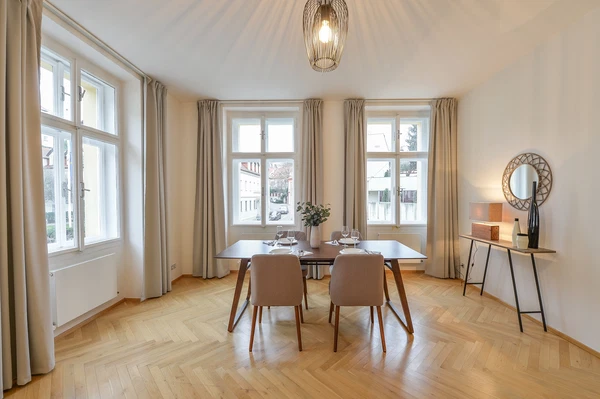 Gotthardská, Bubeneč - Prague 6 | Rent, Apartment, Three-bedroom (4+1), 133 m²