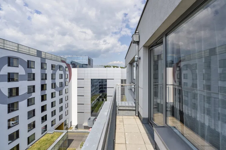 Karla Engliše, Smíchov - Praha 5 | Pronájem, Byt, 2+kk, 60 m²