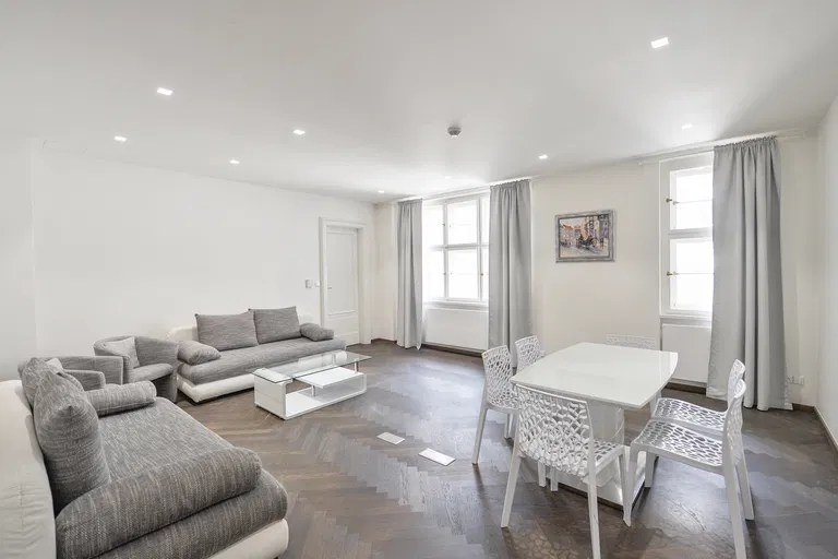 Dlouhá, Staré Město - Praha 1 | Pronájem, Byt, 3+1, 128 m²