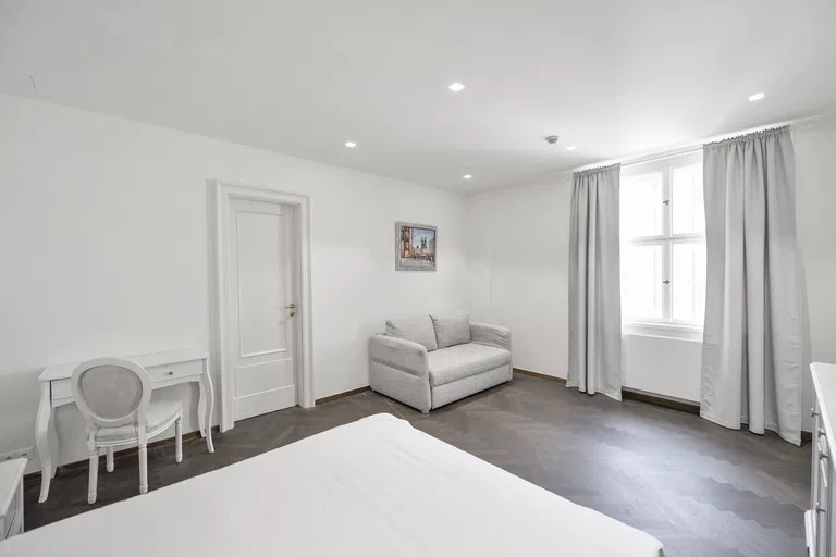 Dlouhá, Staré Město - Praha 1 | Pronájem, Byt, 3+1, 128 m²