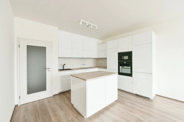 Svatošových, Vysočany - Praha 9 | Pronájem, Byt, 2+kk, 58 m²