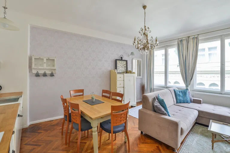Benediktská, Staré Město - Praha 1 | Pronájem, Byt, 4+kk, 97 m²