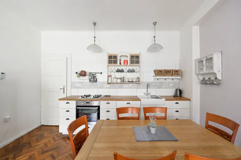 Benediktská, Staré Město - Praha 1 | Pronájem, Byt, 4+kk, 97 m²