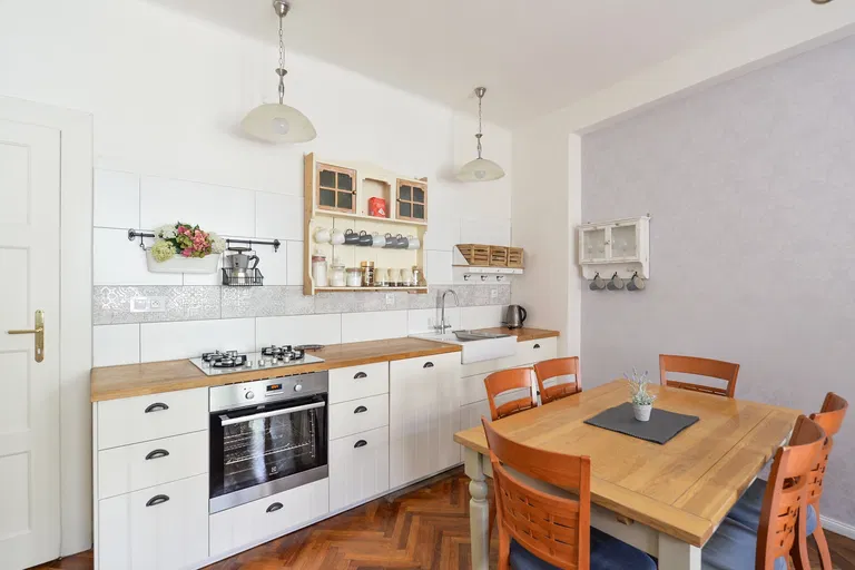 Benediktská, Staré Město - Praha 1 | Pronájem, Byt, 4+kk, 97 m²