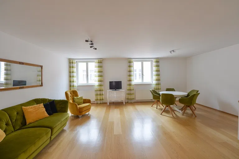 Staropramenná, Smíchov - Prague 5 | Rent, Apartment, Two-bedroom (3+kk), 102 m²