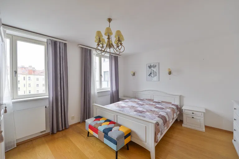 Staropramenná, Smíchov - Prague 5 | Rent, Apartment, Two-bedroom (3+kk), 102 m²