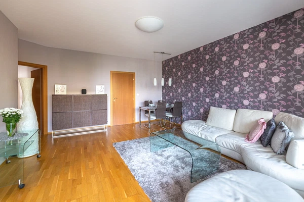 Paťanka, Dejvice - Prague 6 | Sale, Apartment, Two-bedroom (3+1), 93 m²