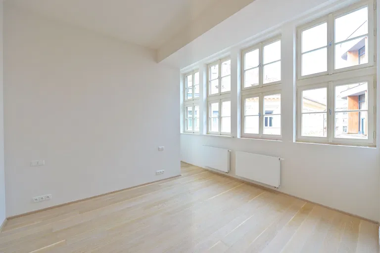 Petrská, Nové Město - Praha 1 | Pronájem, Byt, 3+kk, 102 m²