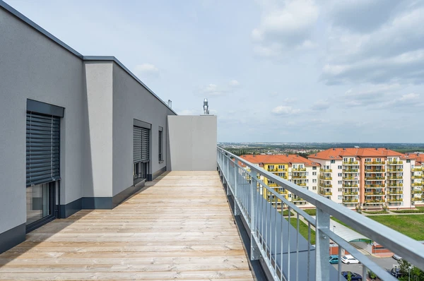 Padovská, Horní Měcholupy - Praha 10 | Pronájem, Byt, 4+kk, 119 m²