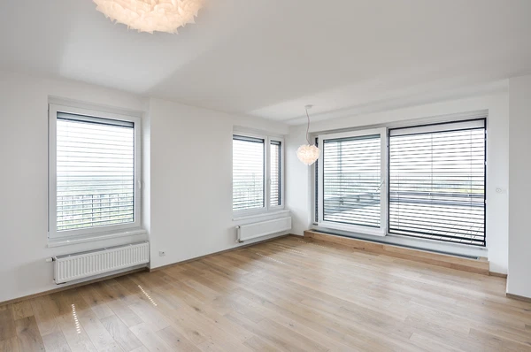 Padovská, Horní Měcholupy - Praha 10 | Pronájem, Byt, 4+kk, 119 m²