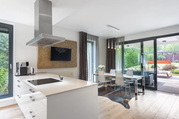 Pod Viaduktem, Stodůlky - Prague 5 | Sale, House, Five-bedroom (6+kk)