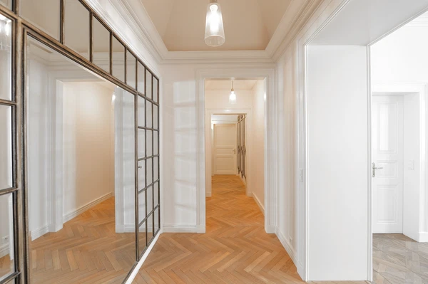 Trojanova, Nové Město - Prague 2 | Rent, Apartment, Four-bedroom (5+1), 206 m²