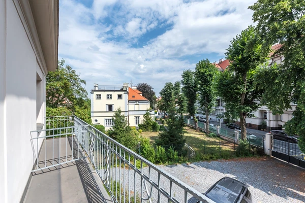 Štursova, Bubeneč - Prague 6 | Rent, Apartment, Three-bedroom (4+1), 180 m²