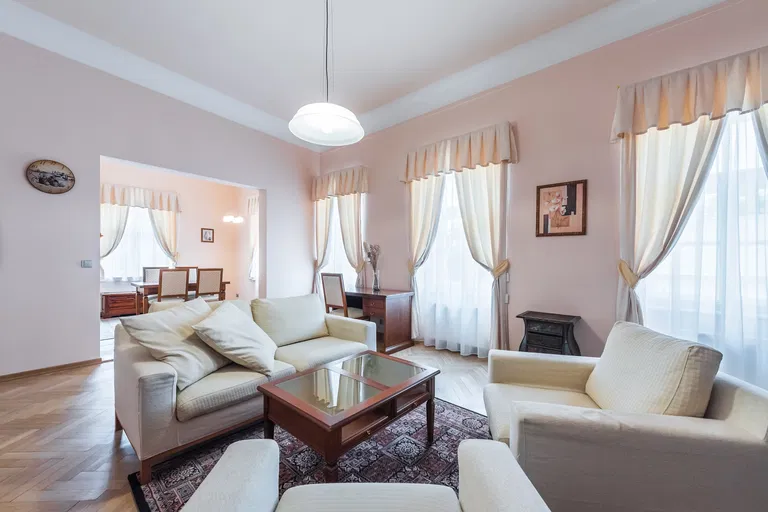 Loretánská, Hradčany - Prague 1 | Rent, Apartment, One-bedroom (2+kk), 74 m²