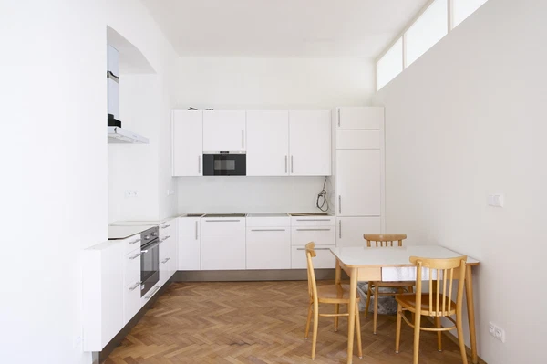 Kamenická, Holešovice - Prague 7 | Rent, Apartment, Three-bedroom (4+kk), 90 m²