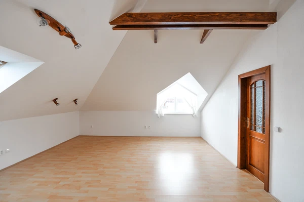 Za Šmatlíkem, Hrnčíře - Prague 4 | Rent, House, Five-bedroom (6+kk)