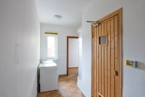 Za Šmatlíkem, Hrnčíře - Prague 4 | Rent, House, Five-bedroom (6+kk)