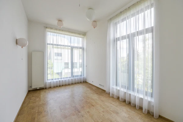 Javorová, Kobylisy - Praha 8 | Pronájem, Byt, 4+kk, 136 m²