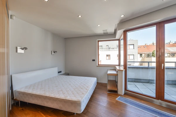 Nedvědovo náměstí, Podolí - Prague 4 | Rent, Apartment, Two-bedroom (3+kk), 130 m²