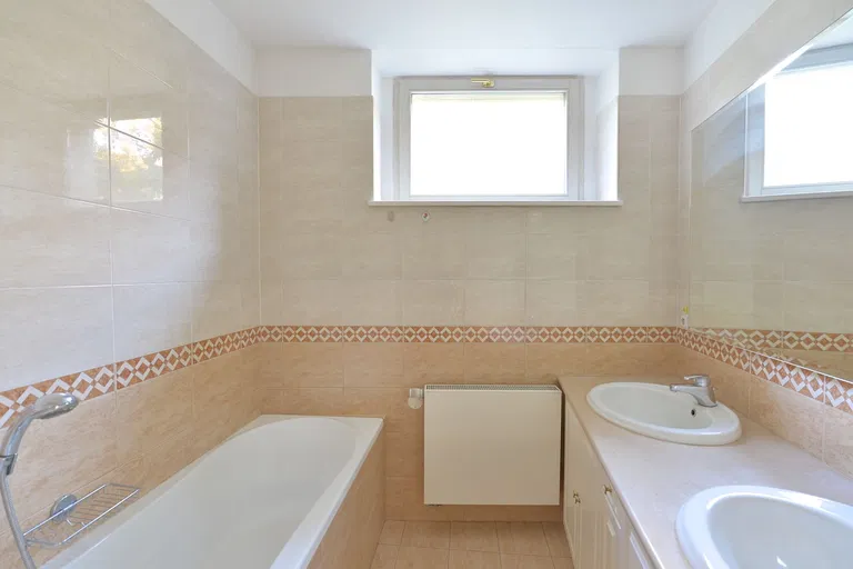 Holečkova, Smíchov - Praha 5 | Pronájem, Byt, 3+kk, 115 m²