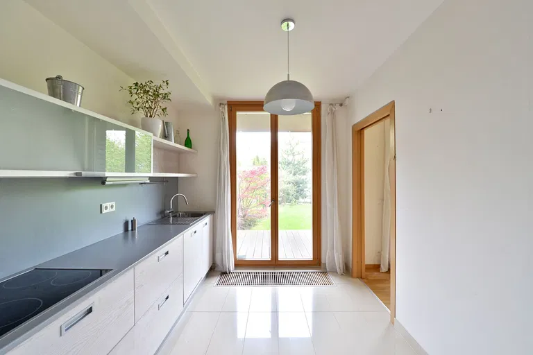 U Laboratoře, Střešovice - Praha 6 | Pronájem, Byt, 3+1, 124 m²