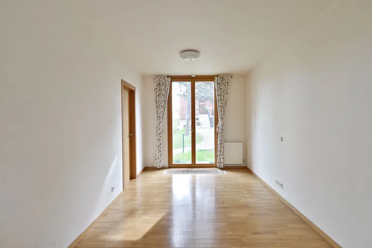 U Laboratoře, Střešovice - Praha 6 | Pronájem, Byt, 3+1, 124 m²