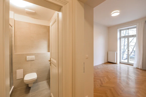 Korunovační, Bubeneč - Praha 7 | Pronájem, Byt, 2+kk, 44 m²