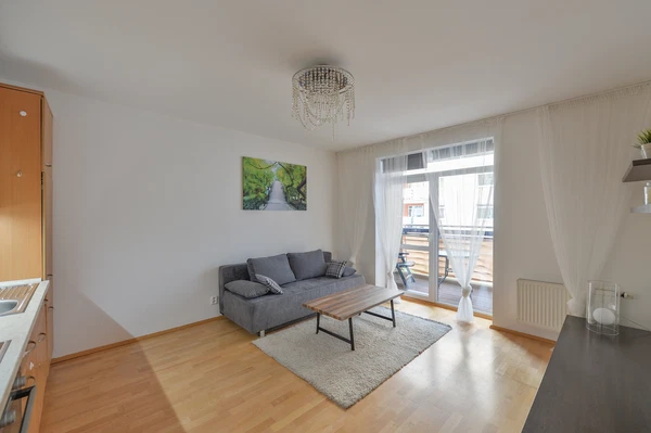 Nepilova, Vysočany - Praha 9 | Pronájem, Byt, 2+kk, 44 m²