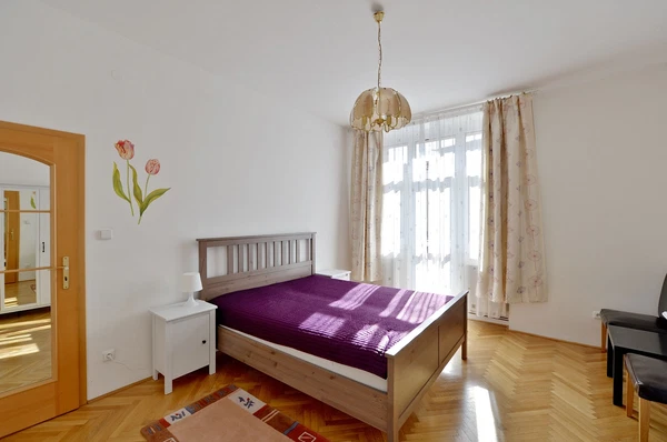 Čínská, Bubeneč - Prague 6 | Rent, Apartment, Four-bedroom (5+kk), 151 m²