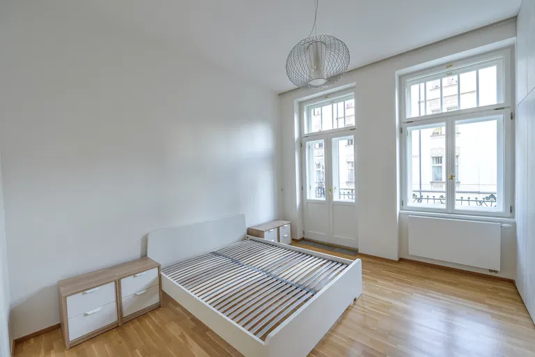 Křižíkova, Karlín - Prague 8 | Rent, Apartment, Two-bedroom (3+kk), 89 m²