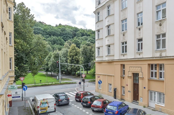 Brožíkova, Košíře - Prague 5 | Rent, Apartment, One-bedroom (2+1), 75 m²