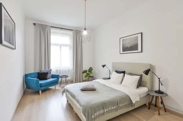 Na Hrádku, Nové Město - Prague 2 | Rent, Apartment, One-bedroom (2+1), 60 m²