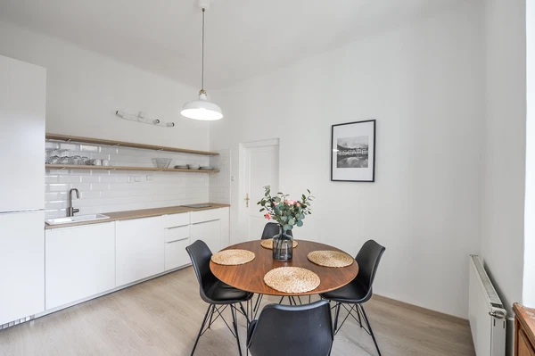 Na Hrádku, Nové Město - Prague 2 | Rent, Apartment, One-bedroom (2+1), 60 m²