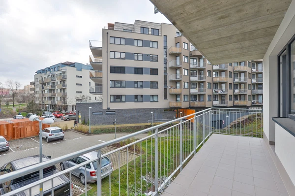 Makedonská, Střížkov - Prague 9 | Rent, Apartment, Two-bedroom (3+kk), 80 m²