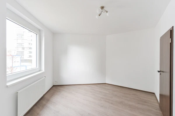 Makedonská, Střížkov - Prague 9 | Rent, Apartment, Two-bedroom (3+kk), 80 m²