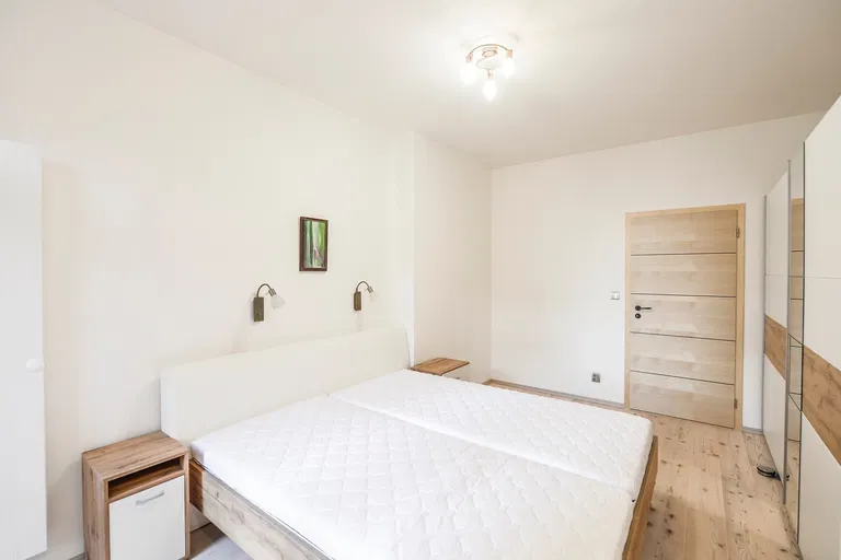 Stroupežnického, Smíchov - Praha 5 | Pronájem, Byt, 3+kk, 99 m²