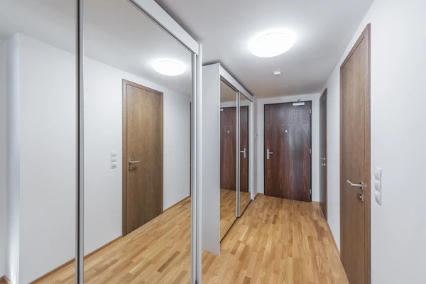 Sanderova, Holešovice - Praha 7 | Pronájem, Byt, 2+kk, 52 m²