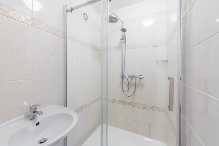 Fragnerova, Dejvice - Prague 6 | Rent, House, Four-bedroom (5+1), 210 m²