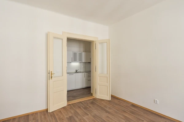 Bulharská, Vršovice - Prague 10 | Rent, Apartment, One-bedroom (2+1), 51 m²