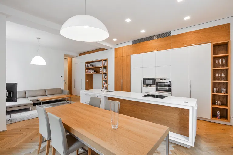 Sládkova, Bubeneč - Praha 7 | Pronájem, Byt, 3+kk, 100 m²