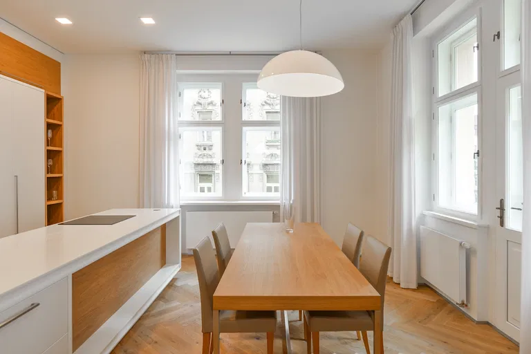 Sládkova, Bubeneč - Praha 7 | Pronájem, Byt, 3+kk, 100 m²