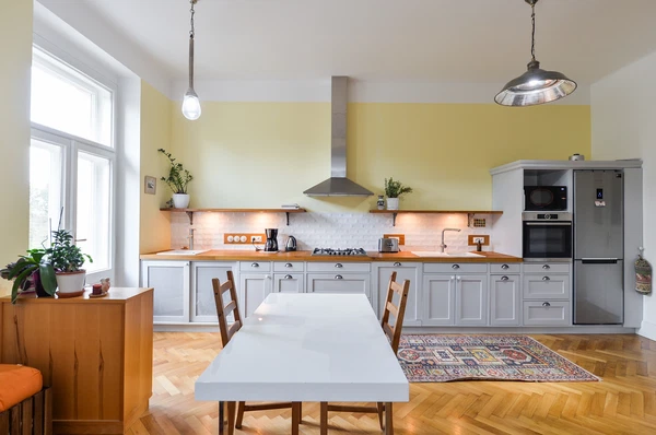 Nad Královskou oborou, Bubeneč - Prague 7 | Rent, Apartment, One-bedroom (2+1), 98 m²