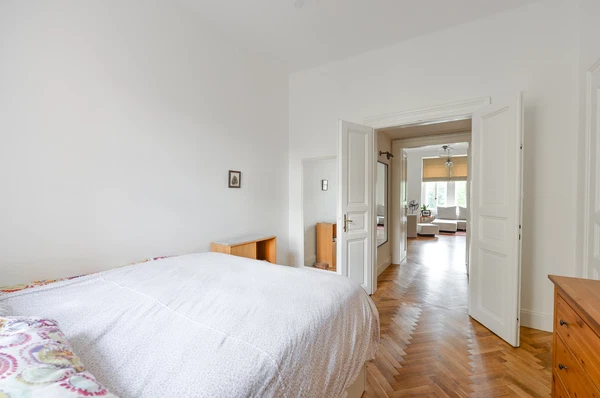 Nad Královskou oborou, Bubeneč - Prague 7 | Rent, Apartment, One-bedroom (2+1), 98 m²