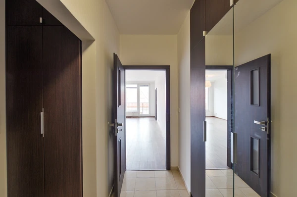 Drahobejlova, Libeň - Praha 9 | Pronájem, Byt, 2+kk, 60 m²