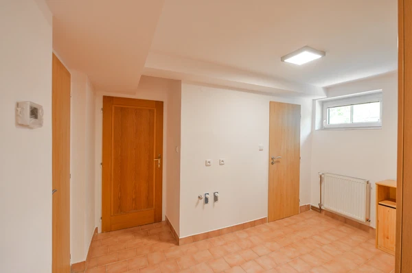 Milíčovská, Újezd u Průhonic - Prague 4 | Rent, Apartment, Two-bedroom (3+kk), 85 m²