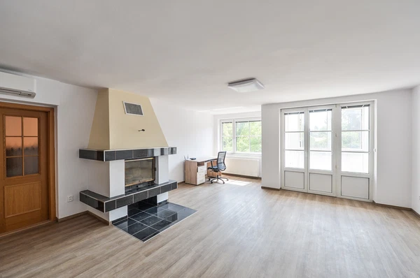 Milíčovská, Újezd u Průhonic - Prague 4 | Rent, Apartment, Two-bedroom (3+1), 97 m²