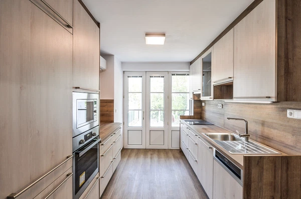 Milíčovská, Újezd u Průhonic - Prague 4 | Rent, Apartment, Two-bedroom (3+1), 97 m²